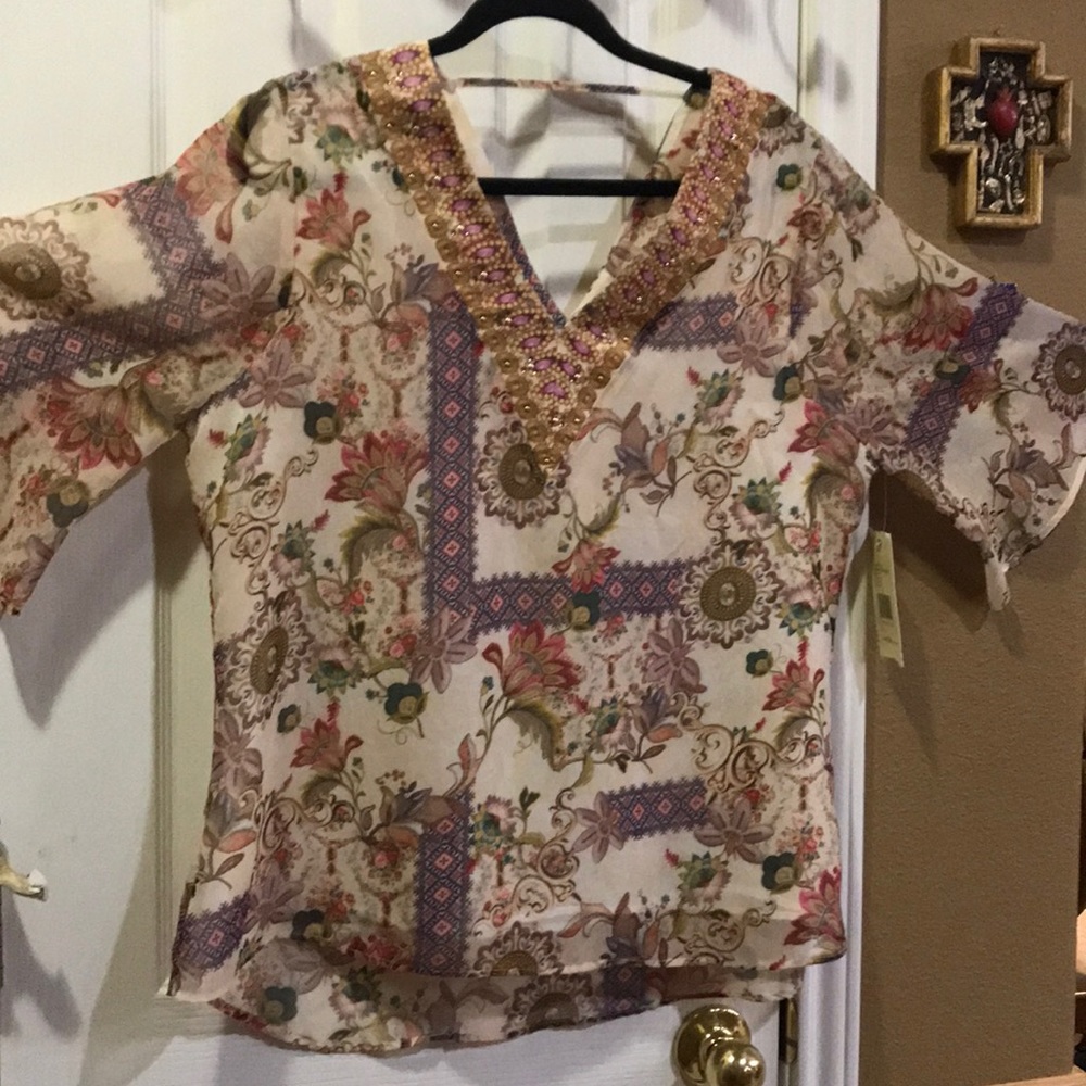 Reba enchanted bloom floral sheer top L. NWT - Picture 2 of 7